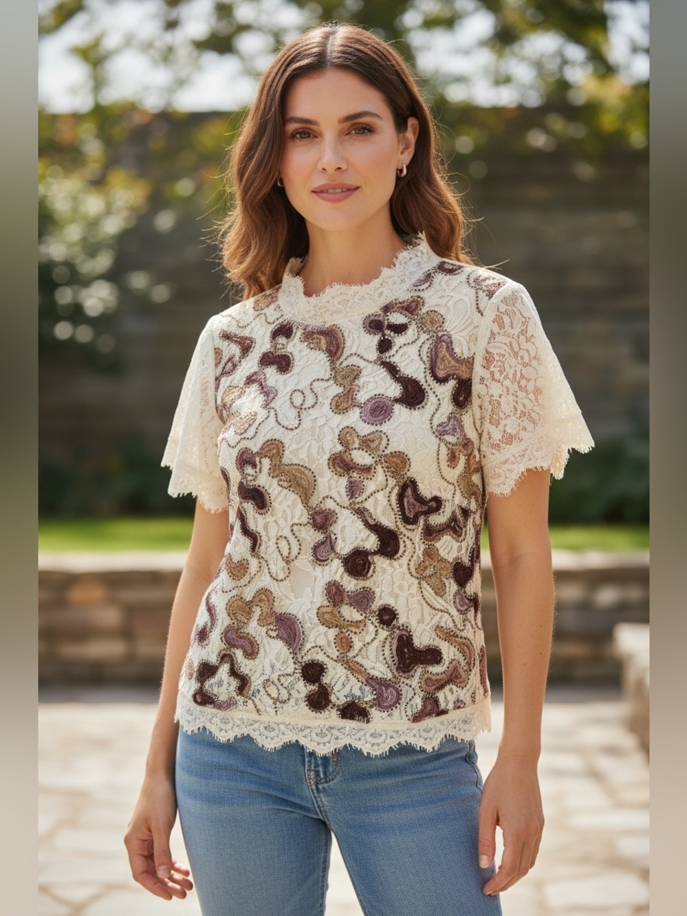 Zara Trafaluc Size S Lace Embroidered Short Sleeve
Crop Top